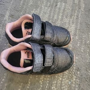 Pumas Sparkliy Black and Pink